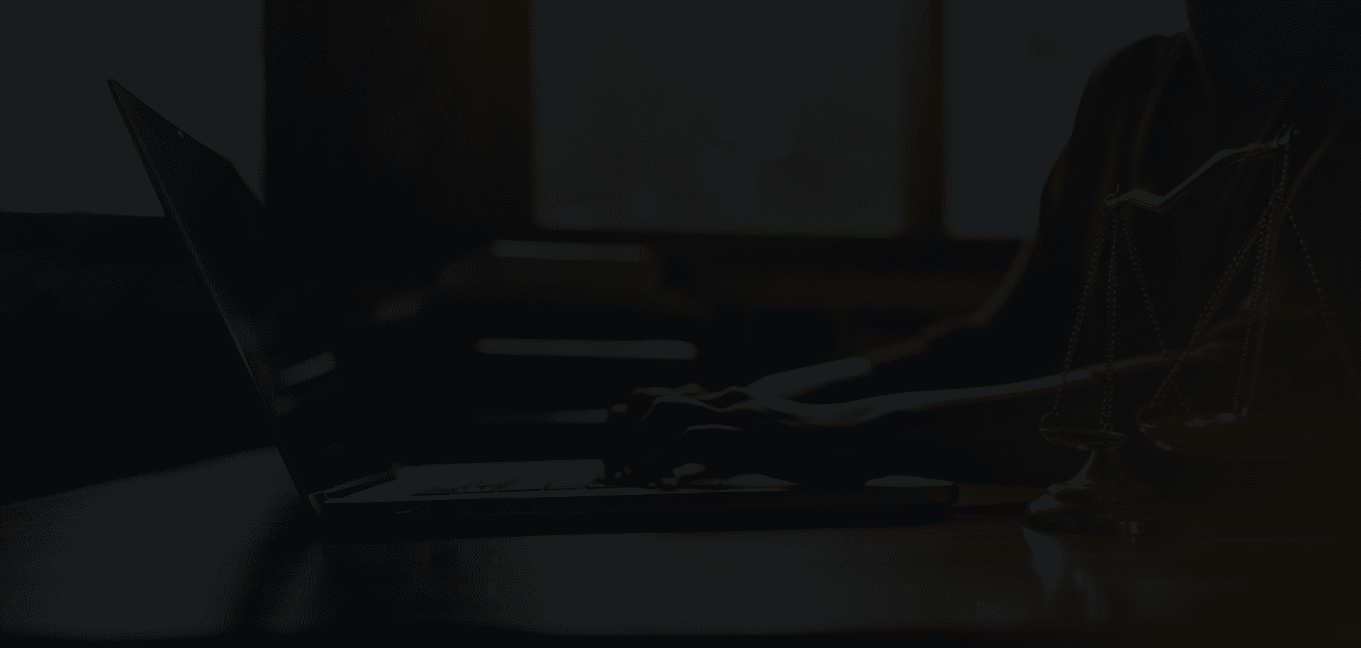 /assets/images/contact/contact_banner.png_OuiTrend_Marketing_Agency